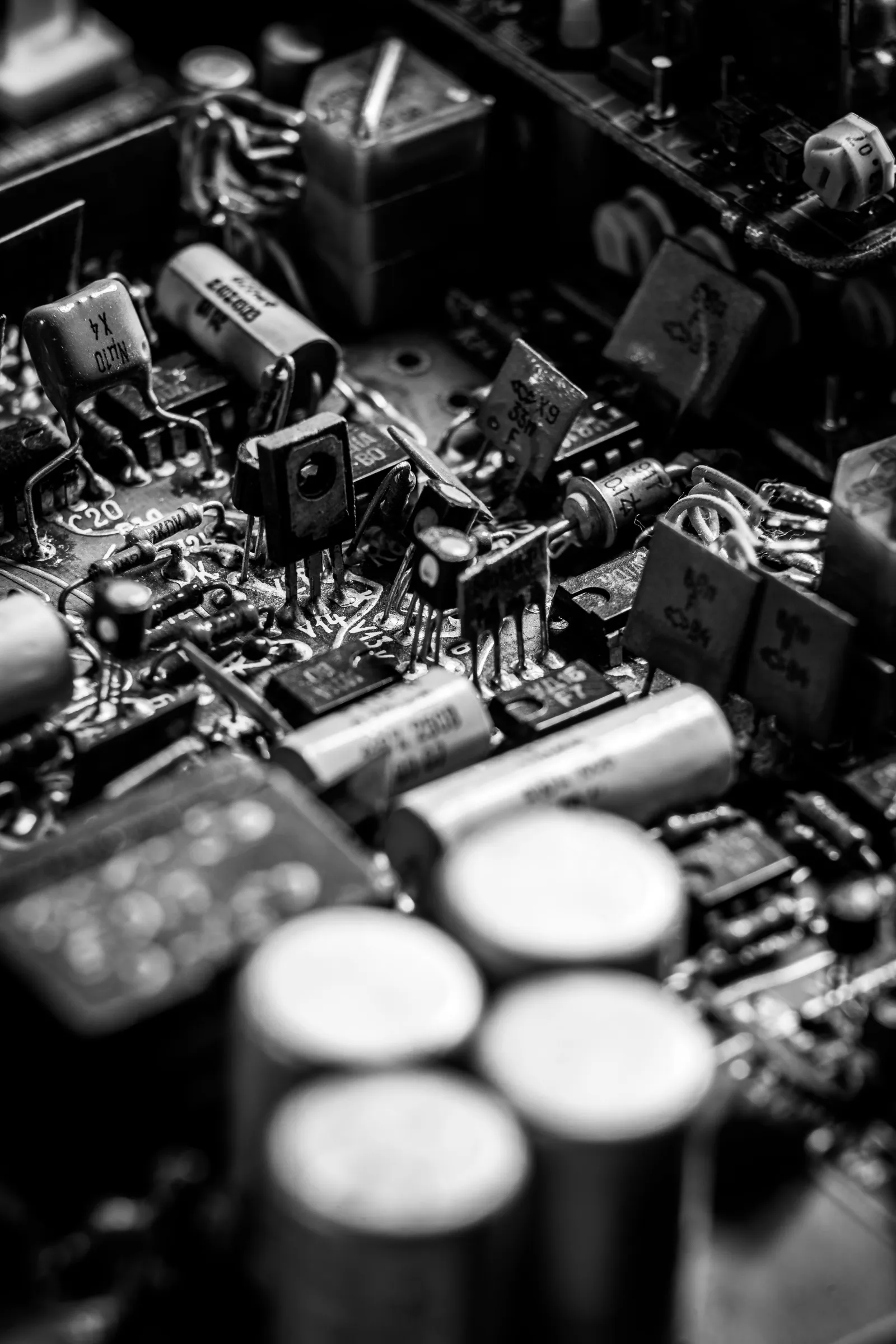 Elektrotechnik & Gebäudetechnik